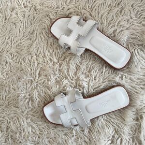 Authentic Hermes Blanc Oran Sandals (35.5) $900